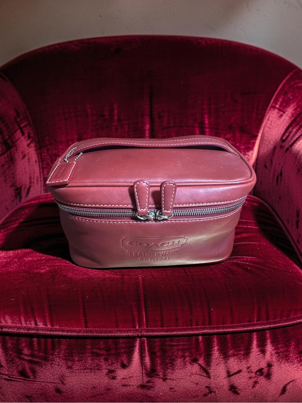 Vintage “Rare” Coach Red Leather  # E04S - 5067  Cosmetic Train Cosmetic Case !!